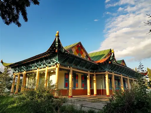 Gallery image